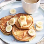 3-Ingredient Banana Cinnamon Pancakes
